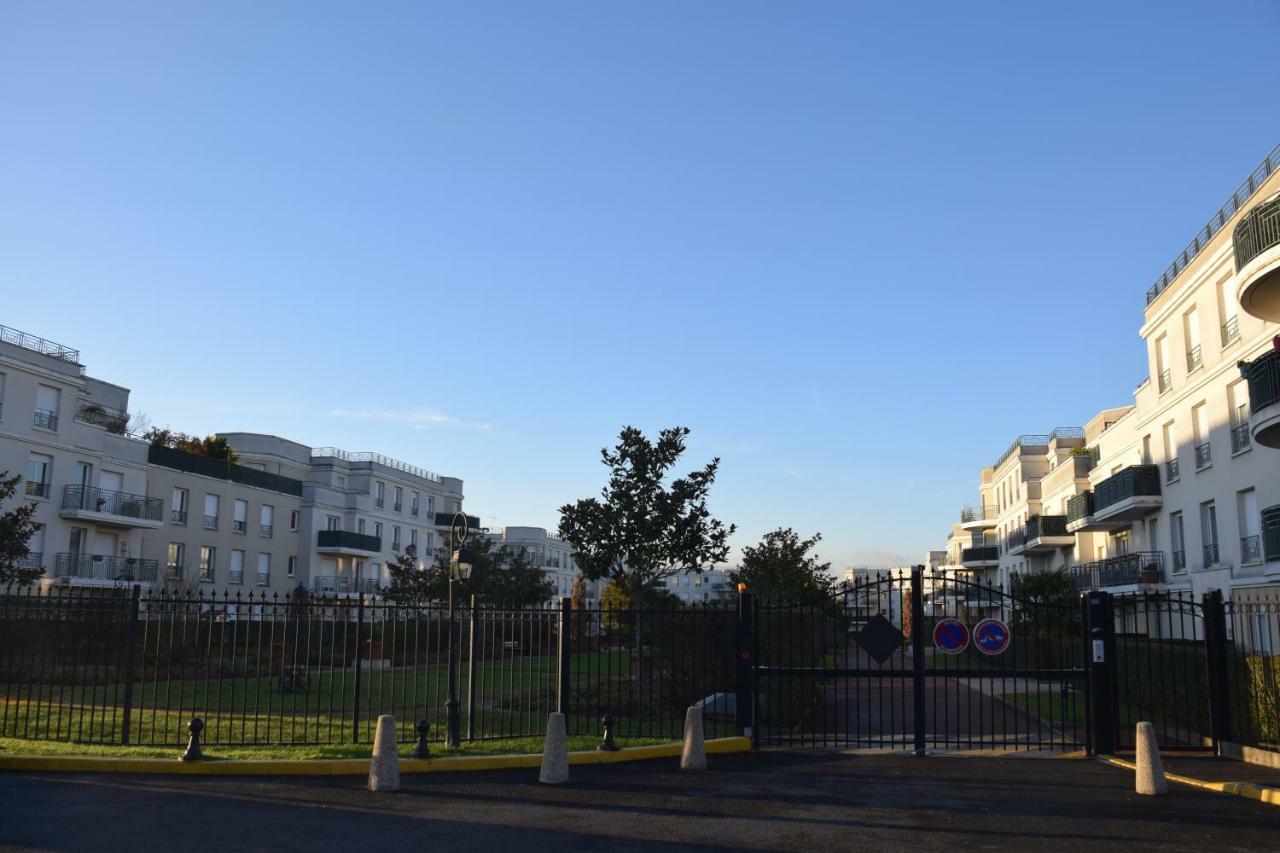 Appartement Avec Rez De Jardin A Disneyland Montévrain Dış mekan fotoğraf