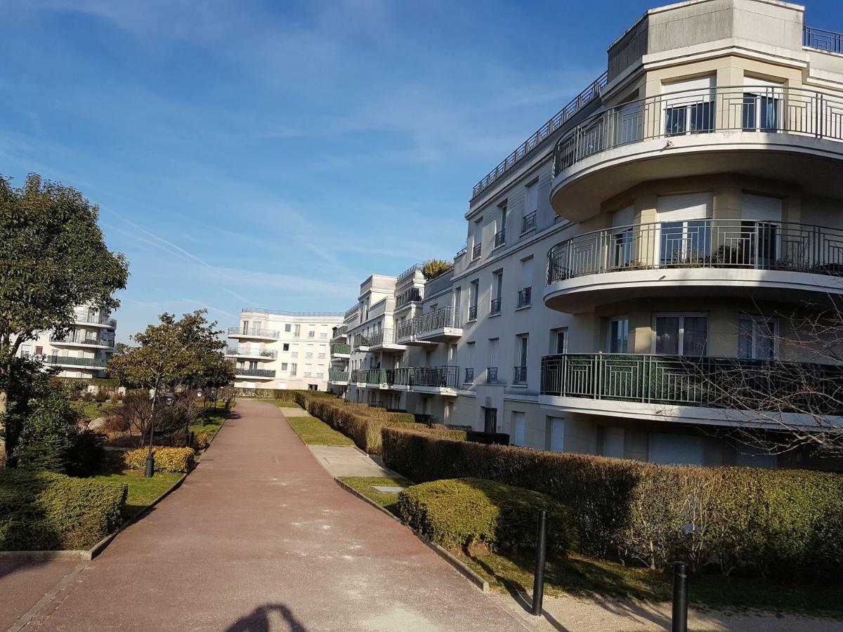 Appartement Avec Rez De Jardin A Disneyland Montévrain Dış mekan fotoğraf