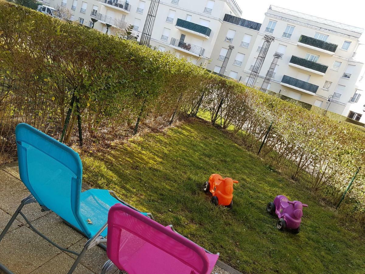 Appartement Avec Rez De Jardin A Disneyland Montévrain Dış mekan fotoğraf