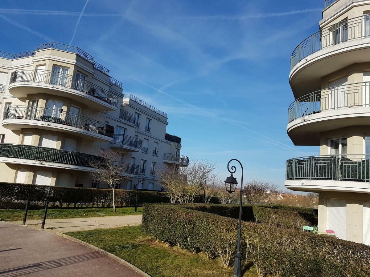 Appartement Avec Rez De Jardin A Disneyland Montévrain Dış mekan fotoğraf